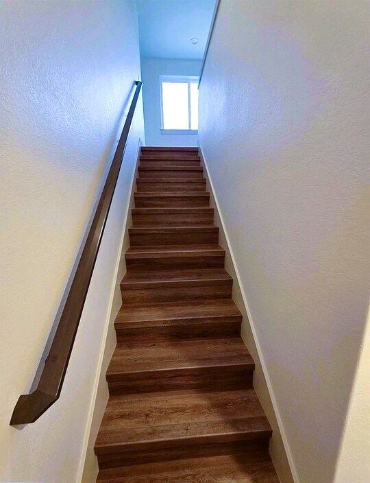 Building Photo - 1319 Oppek St NE