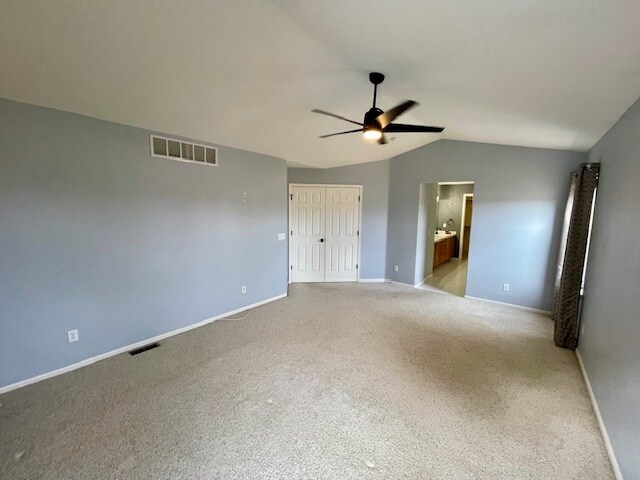 Building Photo - 5914 S Ukraine St