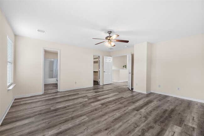 Building Photo - 322 Remington Harbor Ct