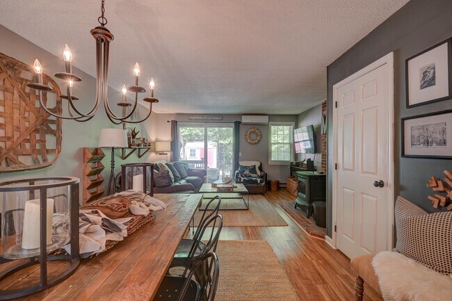 Building Photo - 59 Haynesville Ave