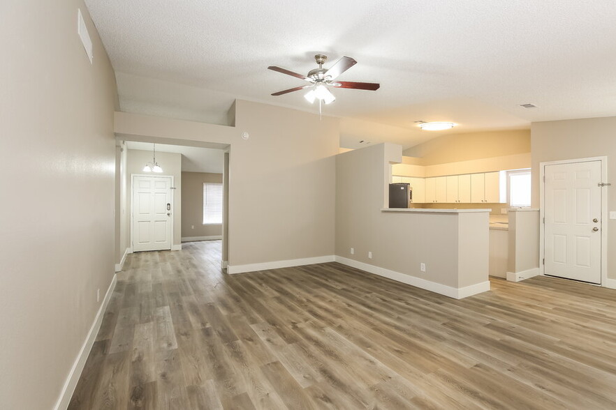 Building Photo - 6108 Rymer Ct