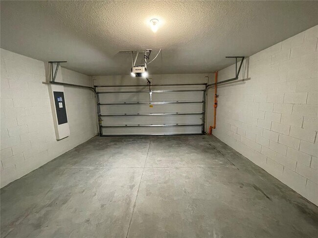 Building Photo - 2484 Sweet Viburnum Wy