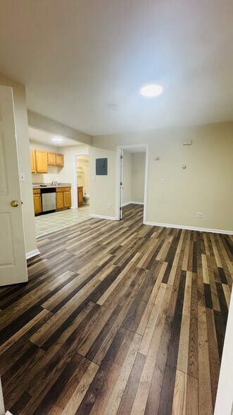 Living Room - 58 Kent St