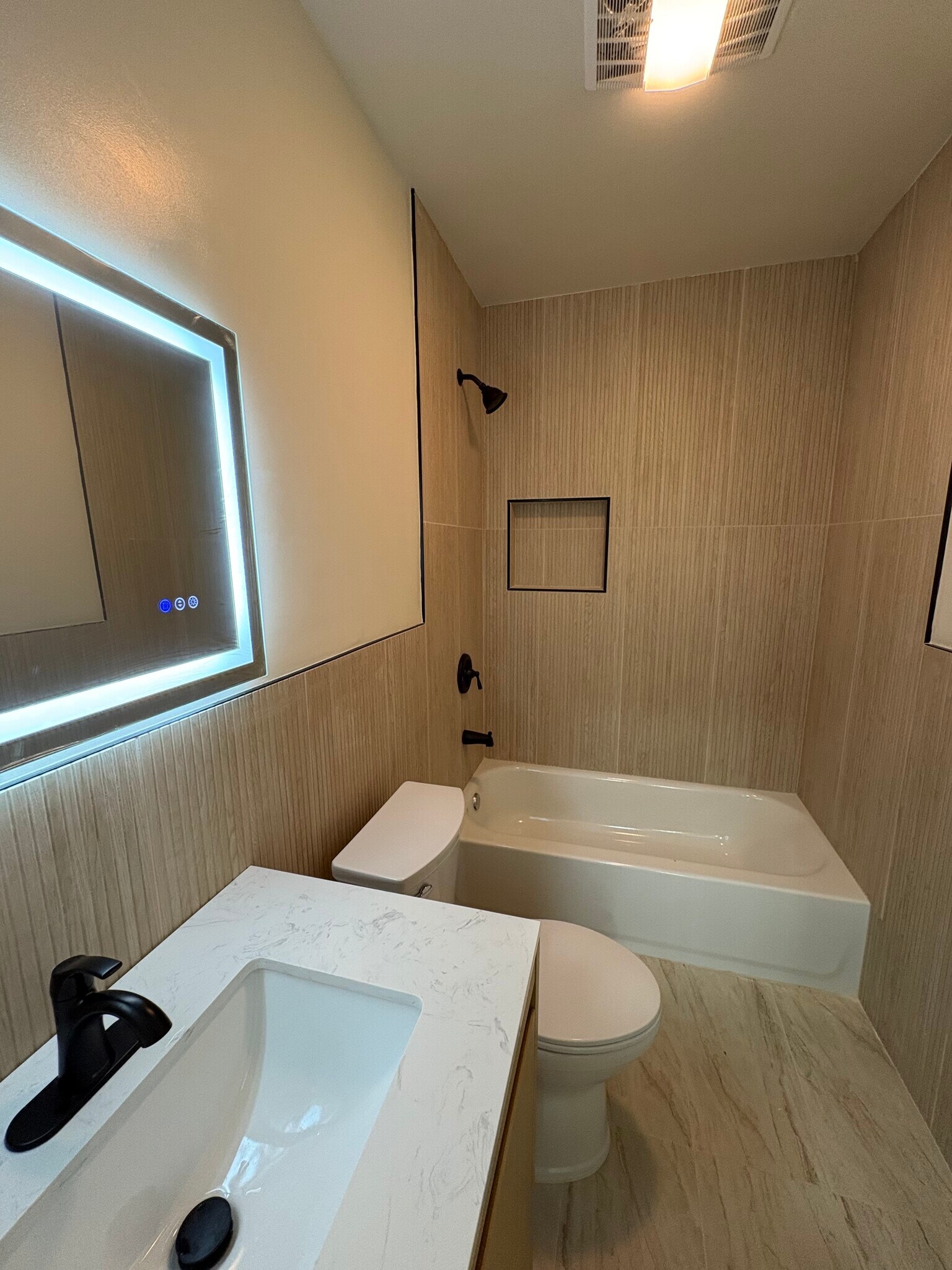 Building Photo - 228 W Colorado Blvd