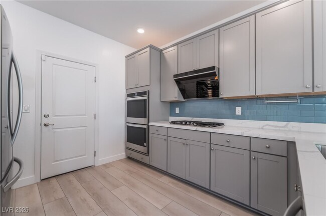 Building Photo - 10784 Glowing Dawn Ave