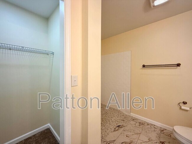 Building Photo - 6 Providence Rd