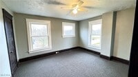 Building Photo - 770 E 91st St