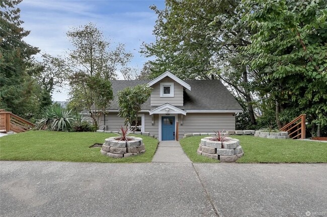 Primary Photo - 3819 21st Ave SW