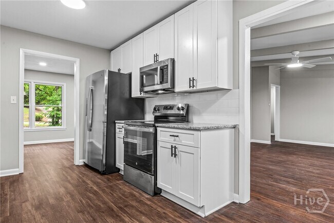 Building Photo - 310 Weatherly Woods Dr