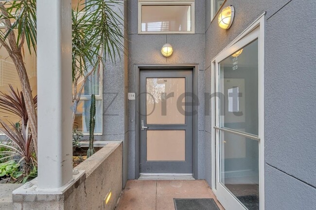 Building Photo - 950 Harrison St