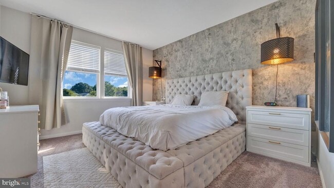 Building Photo - 7748 Venice Ln