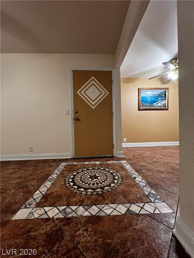 Building Photo - 3151 N Soaring Gulls Dr