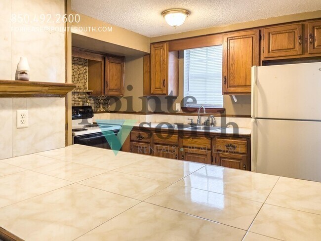 Building Photo - 2615 W Jackson St