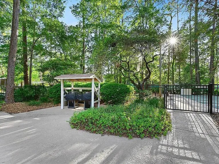 Building Photo - 8430 NW 39th Cir