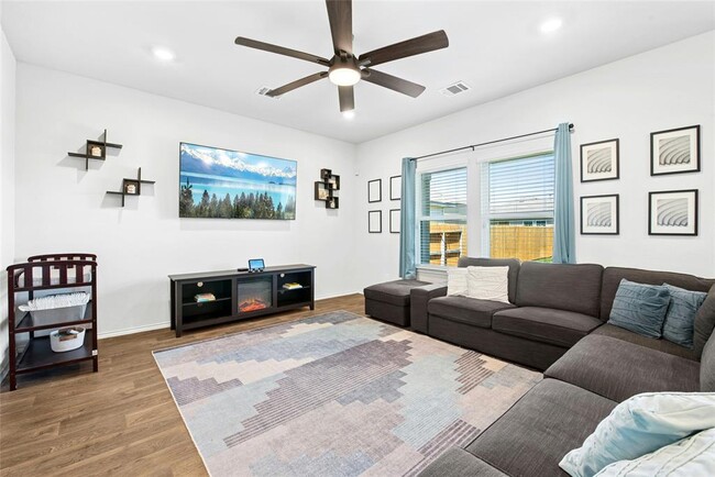 Building Photo - 2953 Wolfcreek