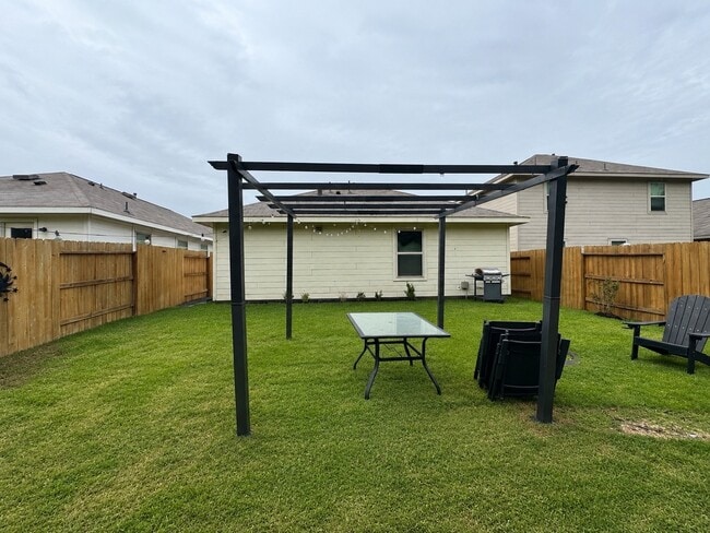 Building Photo - 20910 Zuccala Dr
