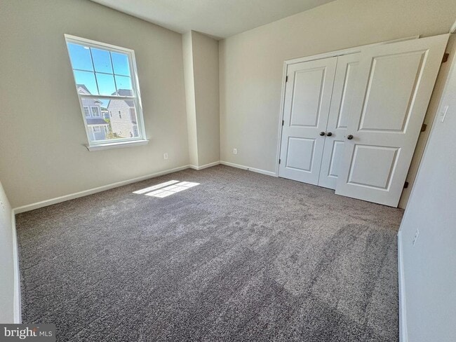 Building Photo - 19 Trout Lily Dr