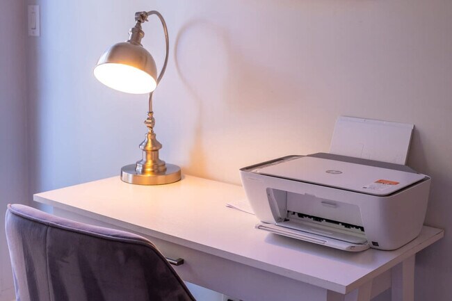 Building Photo - 12202 N 60th St