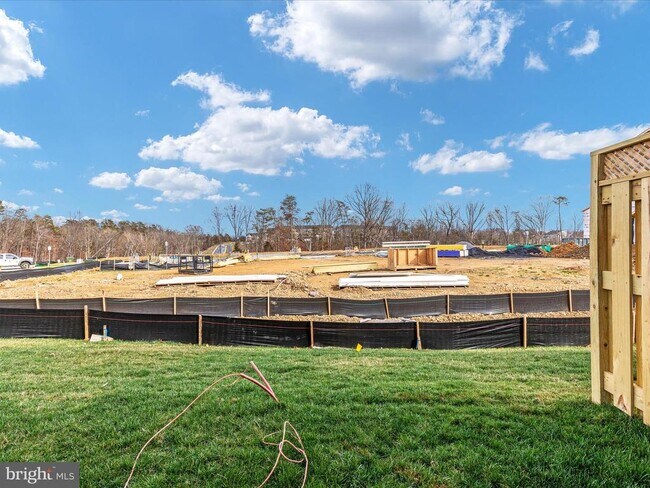 Building Photo - 123 Choke Cherry Ct