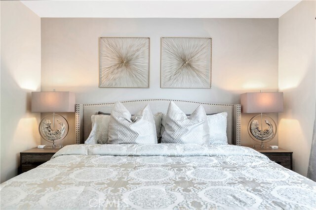 Building Photo - 2809 N Olive Ln