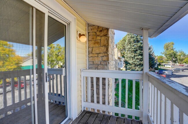 Building Photo - $1,725 - 2 Bed, 2 Bath Condo in Denver wit...