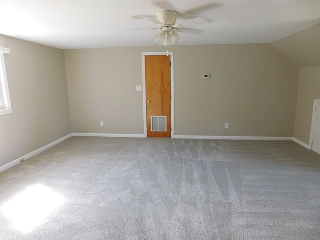 Building Photo - 509 W Wilson Creek Dr