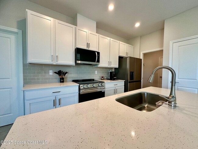 Building Photo - 1326 Seeley Cir NW