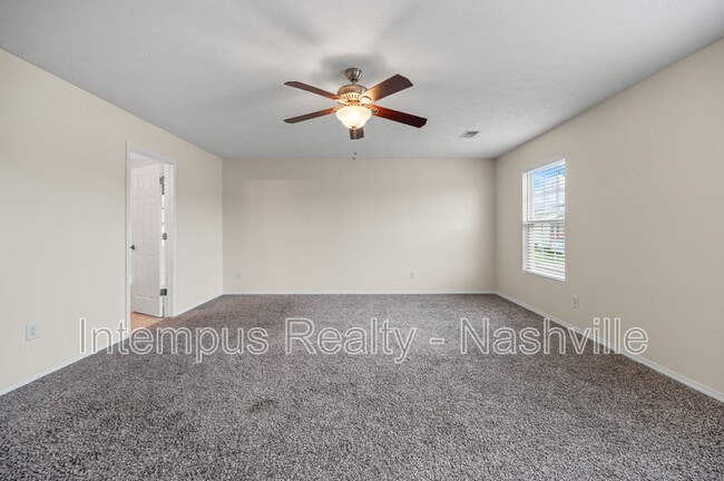 Building Photo - 3236 Woodpoint Dr