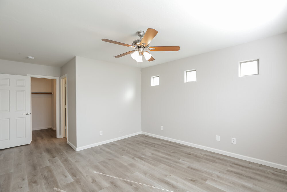 Building Photo - 3733 W Dunbar Dr