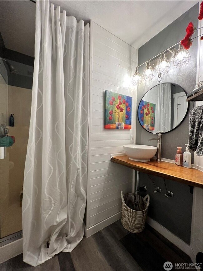 Building Photo - Gorgeous 4 bedroom house in Maple Valley