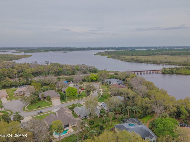 Building Photo - 6236 Clover Bend Dr