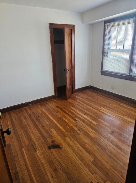 Building Photo - 3223 Cleveland Ave