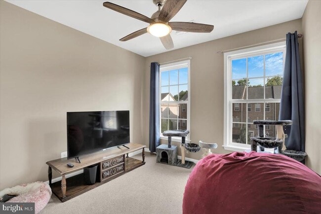 Building Photo - 41904 Cinnabar Square