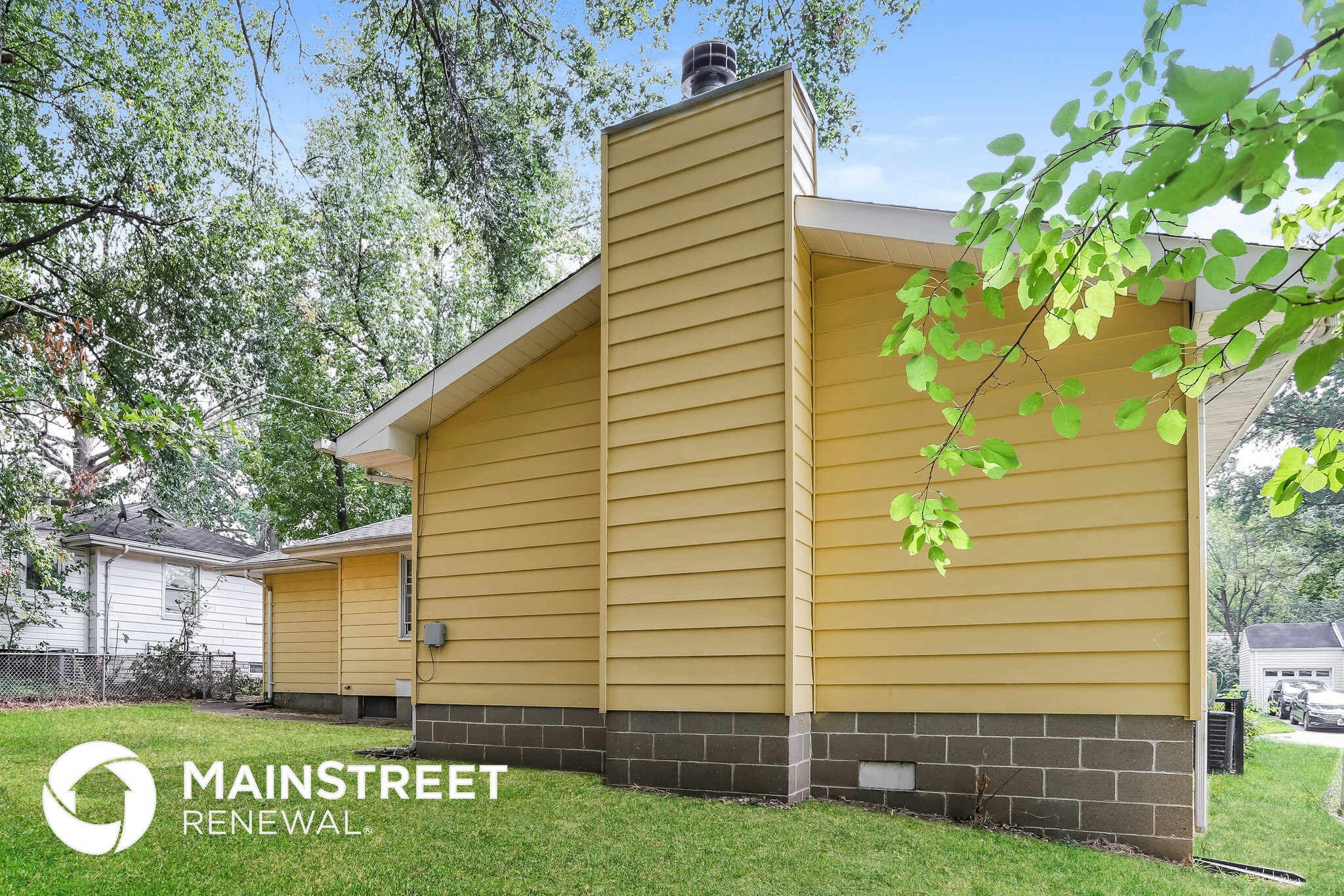 Building Photo - 1529 Corinth Dr