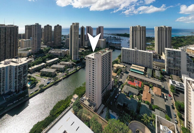 Building Photo - 1848 Kahakai Dr