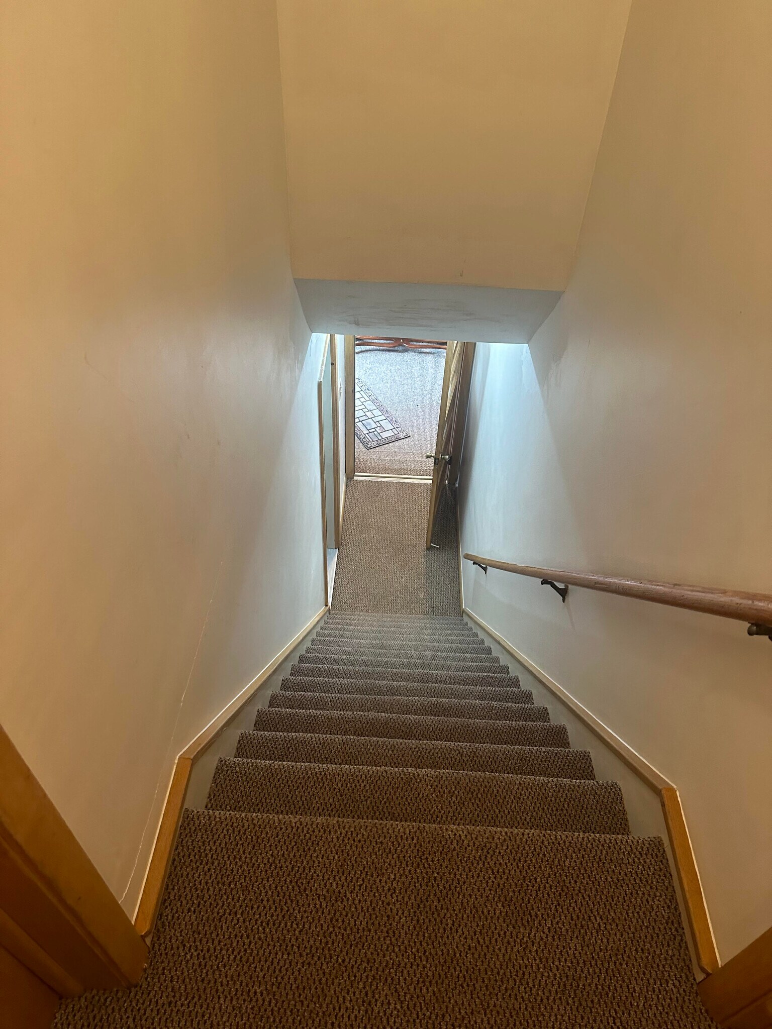 Building Photo - 309 3rd Ave NW