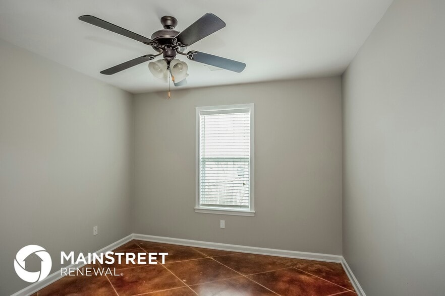 Building Photo - 4183 Chaucer Dr