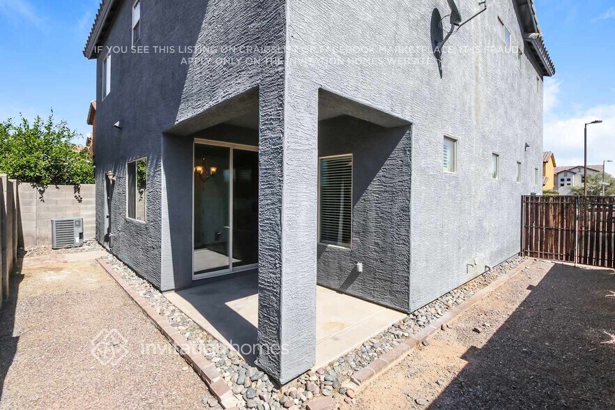 Building Photo - 254 S Aaron