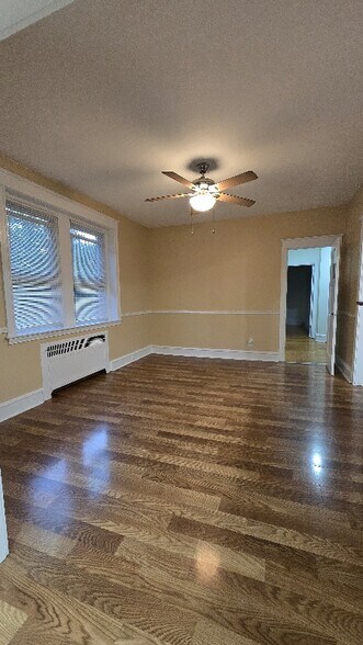 Building Photo - 6142 N 8th St