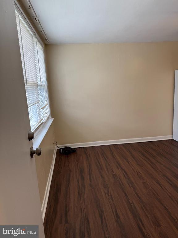 Primary Photo - 7122 Clinton Rd