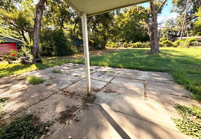Building Photo - 501 Wynhurst Ct