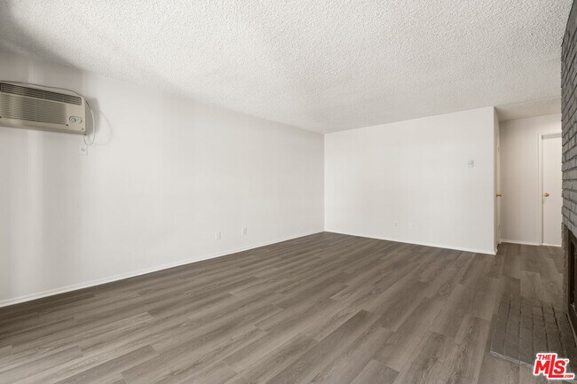 Building Photo - 1457 Butler Ave