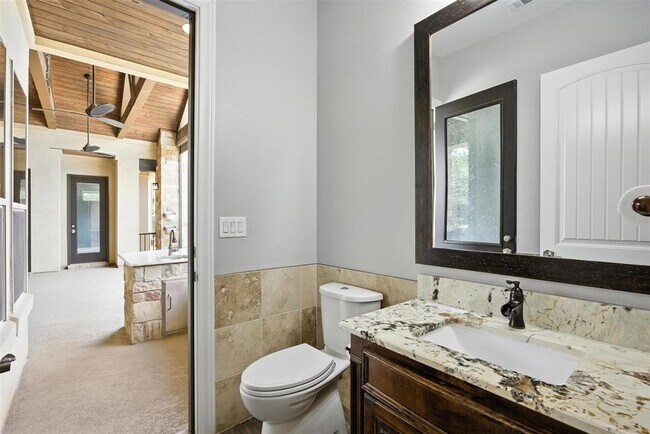 Building Photo - 7617 Lazy River Cove