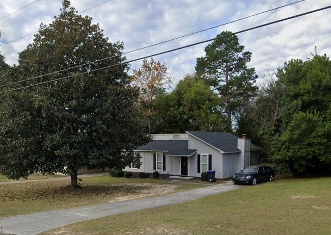 Building Photo - 4227 Cap Chat St