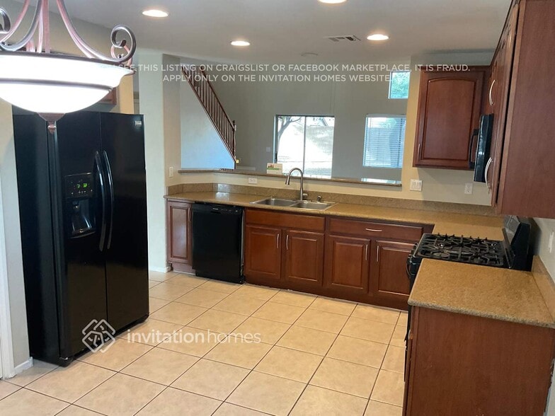 Building Photo - 908 Eric Stocken Ave