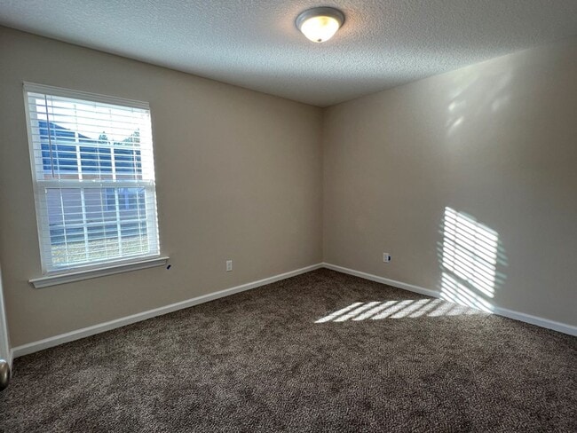 Building Photo - 3bd 2ba HOME FOR RENT!