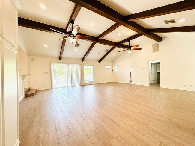 Building Photo - 5148 Otis Ave