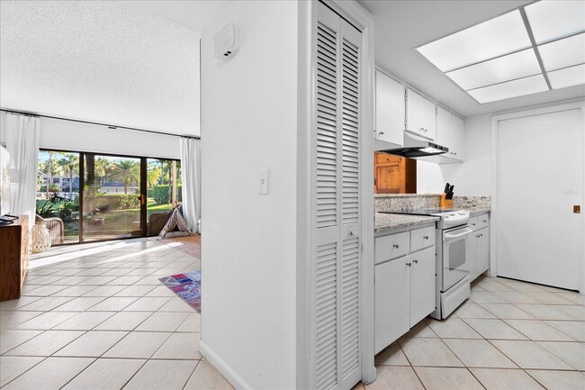 Building Photo - 11863 Wimbledon Cir