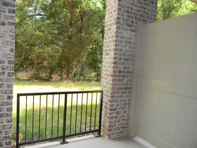 Building Photo - 1128 Cottontown Rd