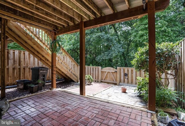Building Photo - 7228 Lensfield Ct